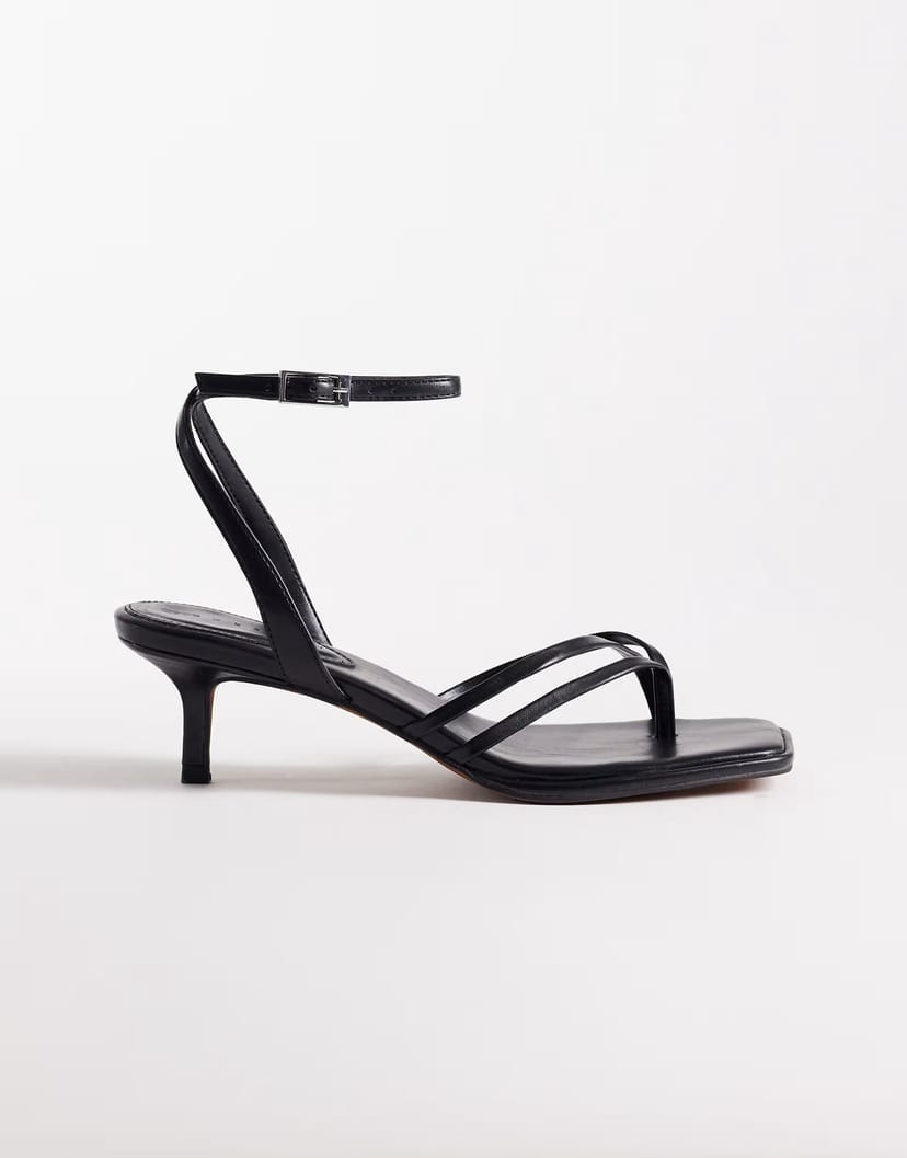 ASOS ASOS DESIGN Harbour minimal strappy toe thong kitten heel sandals in black - 1
