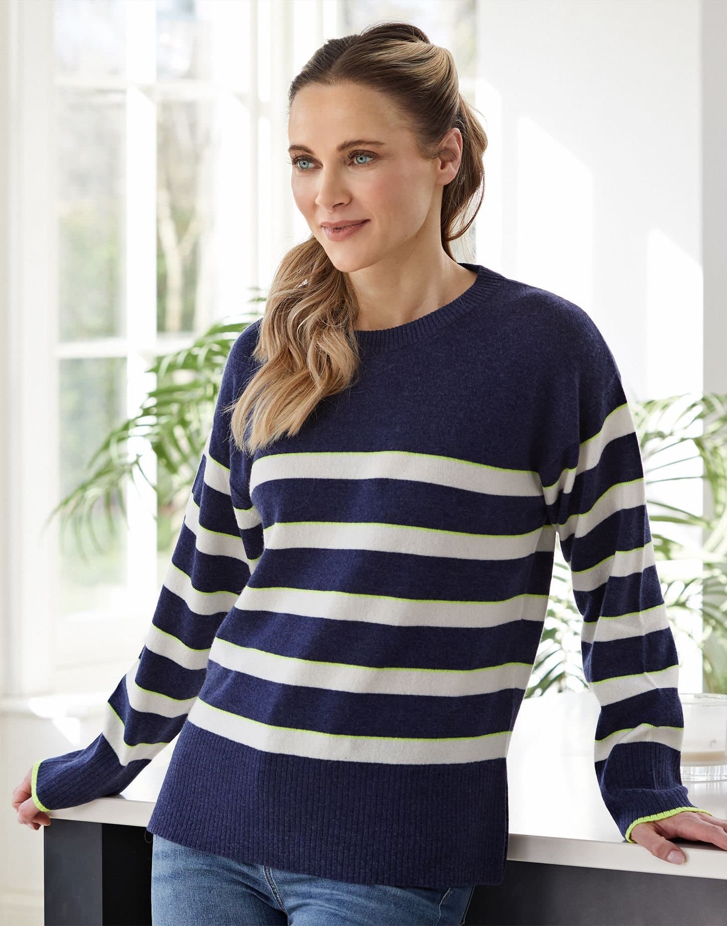 Cove Cove Women's Nina Breton Jumper in Navy