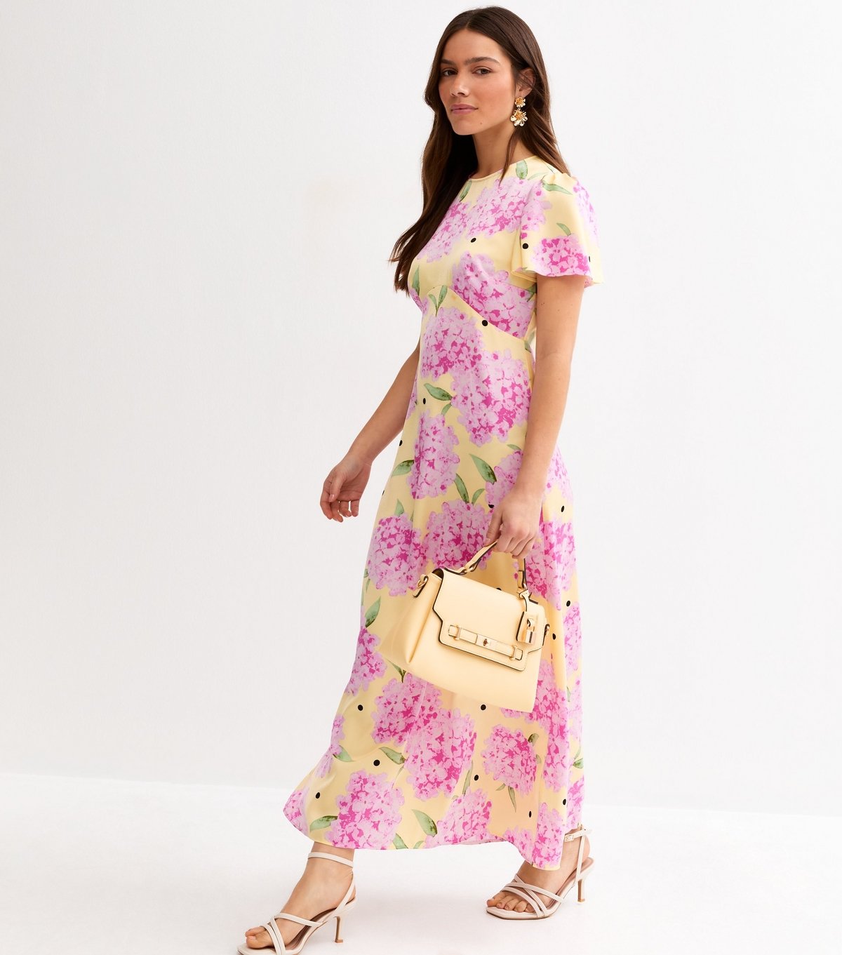 New Look Women's Petite Yellow Floral Flutter Sleeve Midi Dress New Look - 3