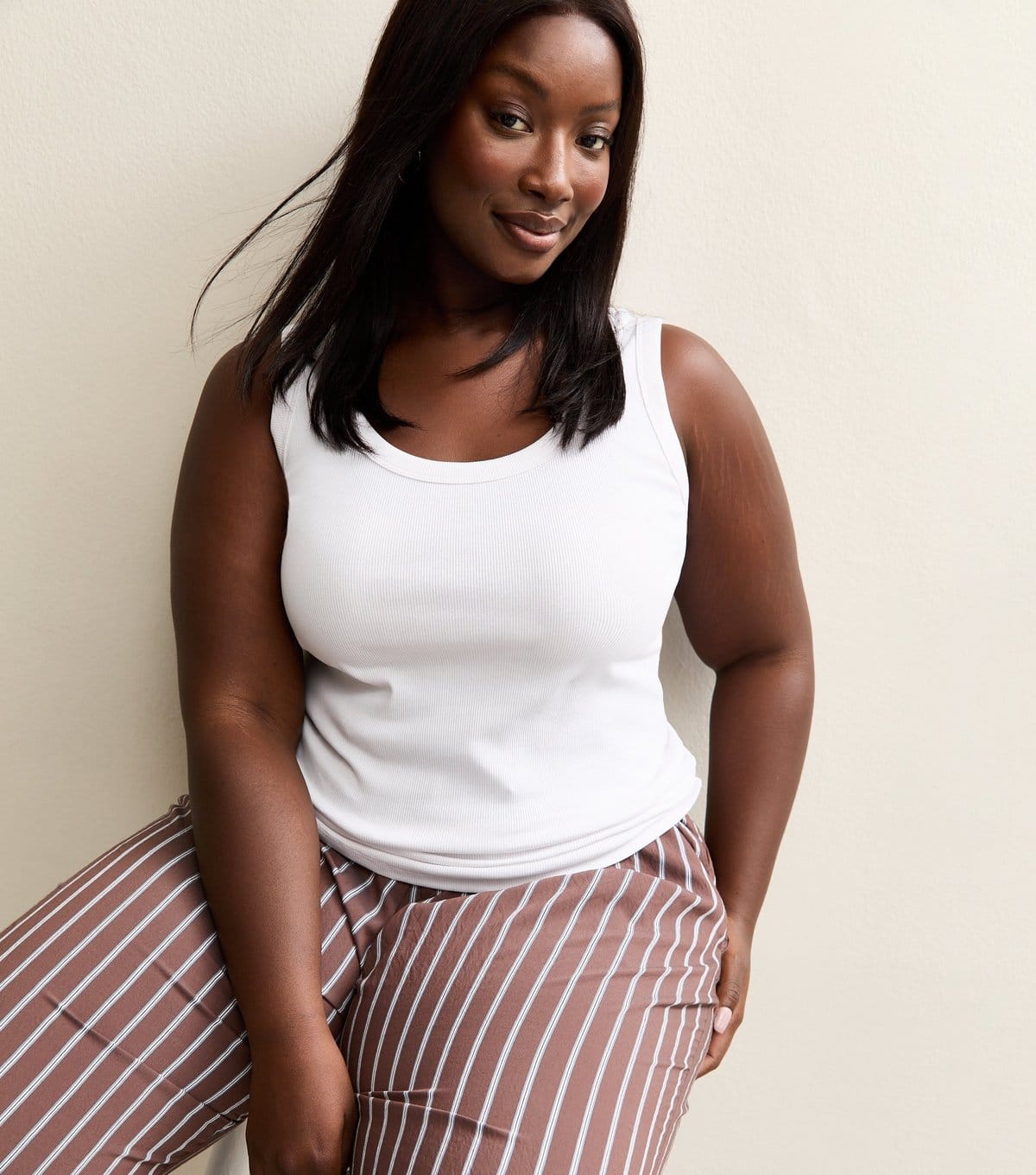 New Look Plus Size White Ribbed Scoop Neck Vest