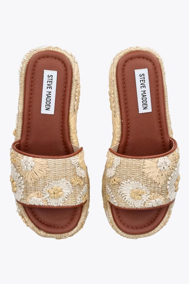 Steve Madden STEVE MADDEN Women's 'Decor Beige' Sandals in Beige - 2