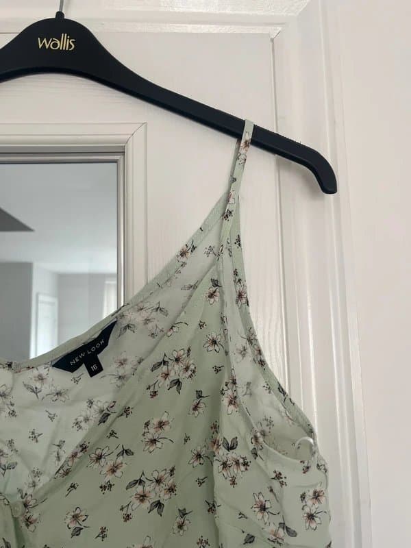 New Look Ladies cami top size 16