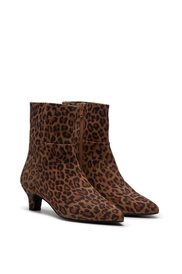 Hush Puppies Hush Puppies Women's Nahla Kitten Heel Boot - 3