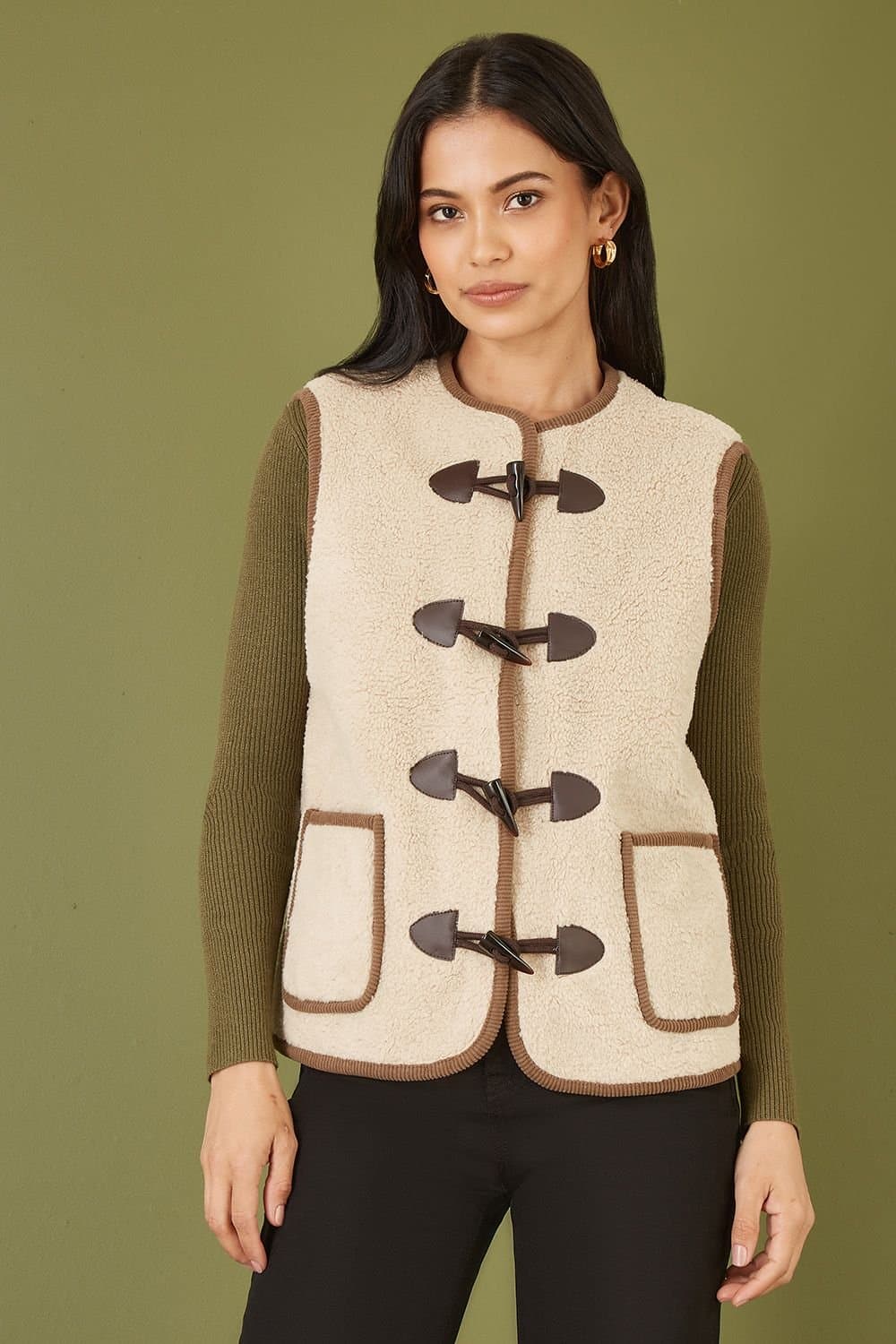 Yumi Yumi Women's Cream Borg Gilet With Faux Leather Button Details