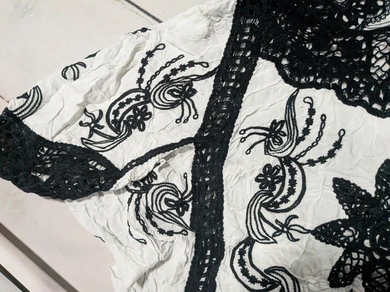 New Look New look black white cotton lace ladies summer holiday casual party boohoo top size UK 12 14