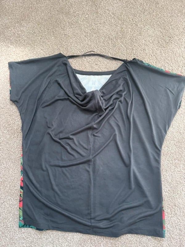 Bershka Floral top