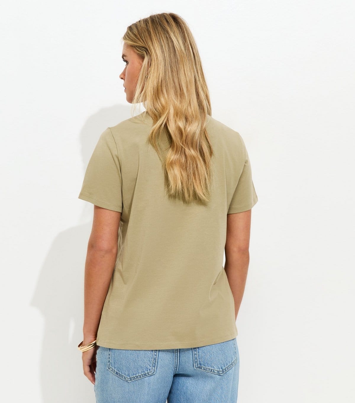 New Look Women's Petite Light Khaki Relaxed Crew Neck T-Shirt New Look - 4