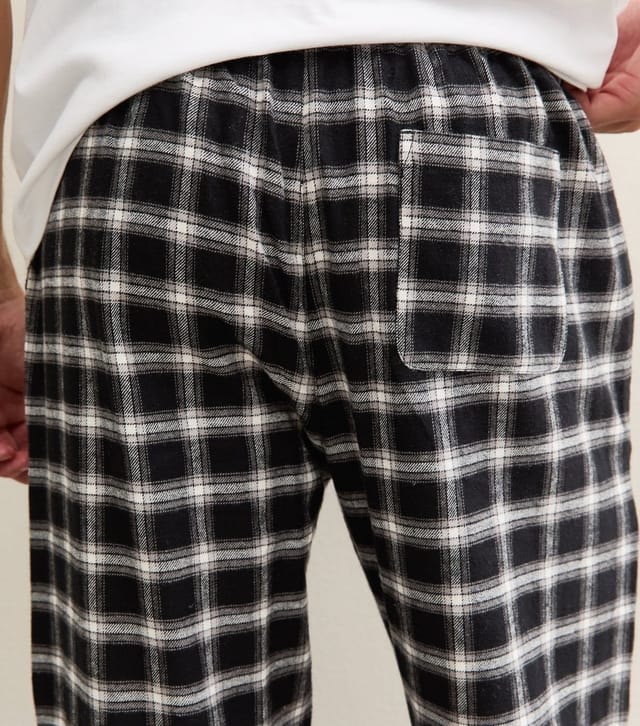 New Look Men's Black Regular Fit Check Pattern Pyjama Bottoms New Look - 3