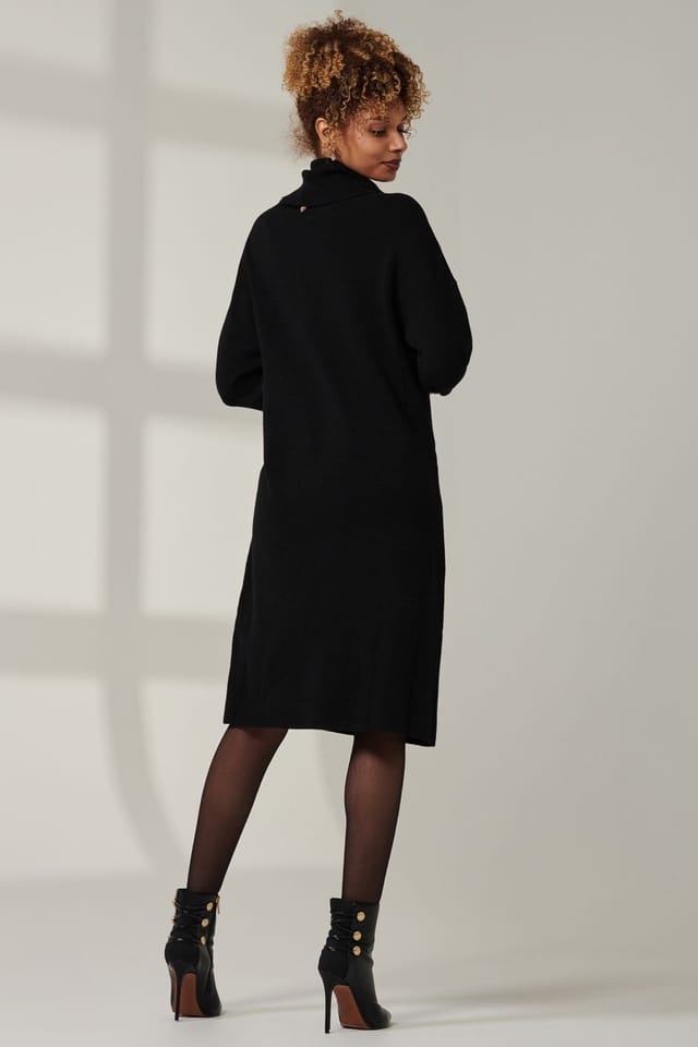 Jolie Moi Jolie Moi Women's Knitted Turtleneck Longline Jumper in Black - 2