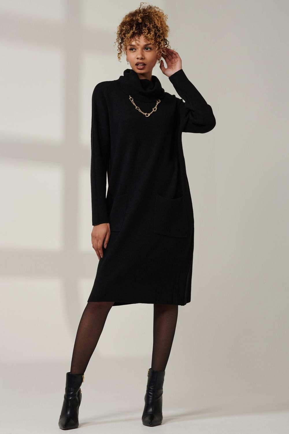 Jolie Moi Jolie Moi Women's Knitted Turtleneck Longline Jumper in Black - 4