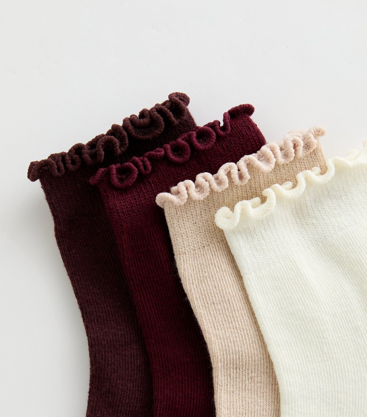 New Look Pack of 4 Dark Burgundy Frill Trim Ankle Socks New Look - 2