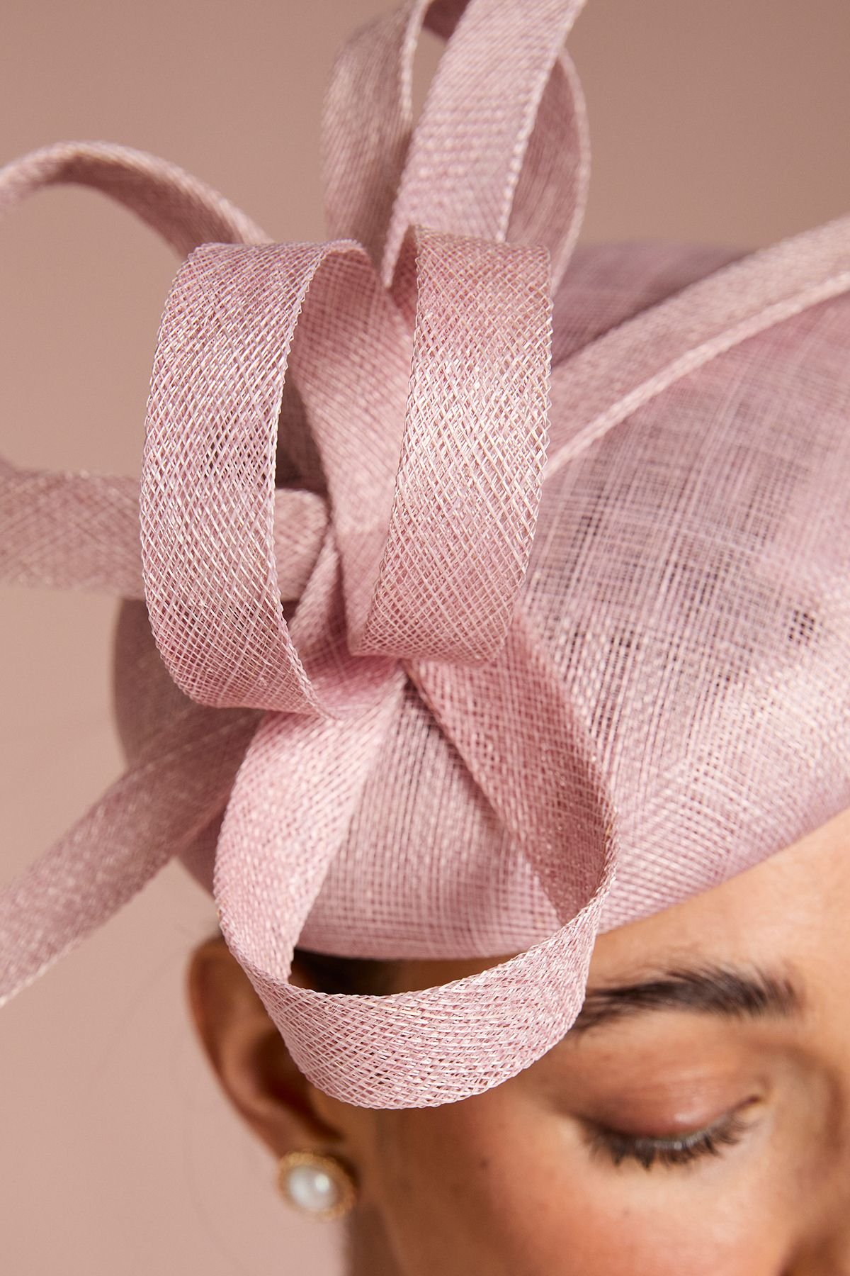 Coast Coast Women's Lisa Tan Pillbox Loop Fascinator in Blush - 3