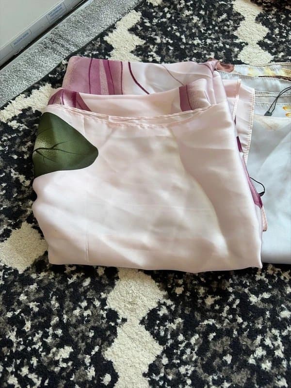 Silk Two silk sarf