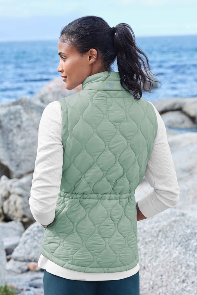 WoolOvers WoolOvers Women's Avebury Quilted Puffer Gilet in Green - 3