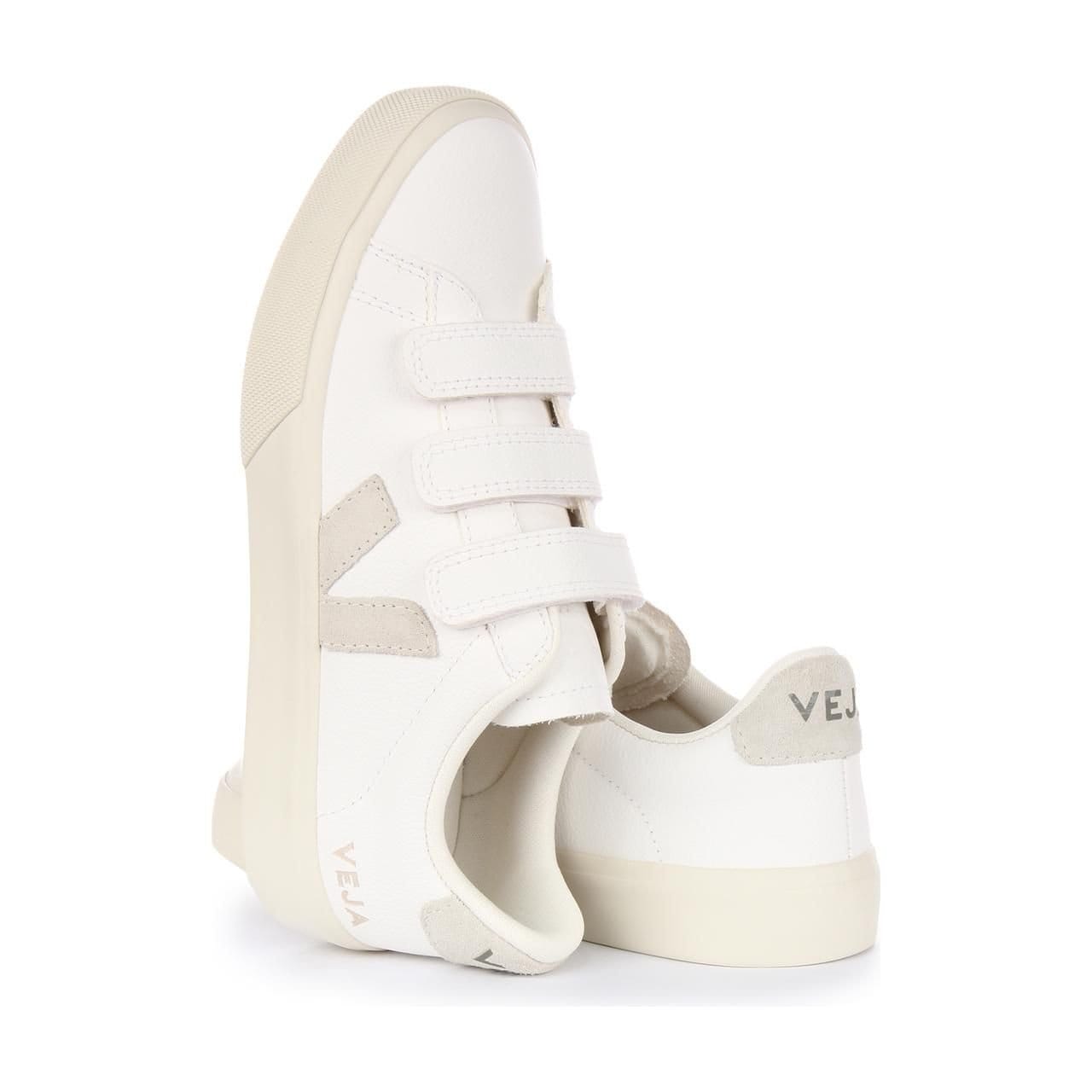 Veja Veja Women's 'Recife Chromfre' Leather Trainers in Natural - 4