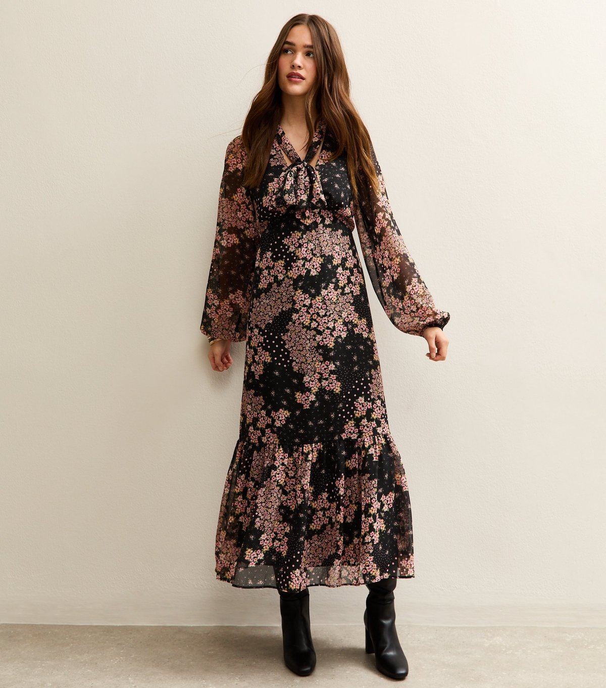 New Look Women's Black Floral Print Tie Neck Chiffon Midi Dress New Look - 2