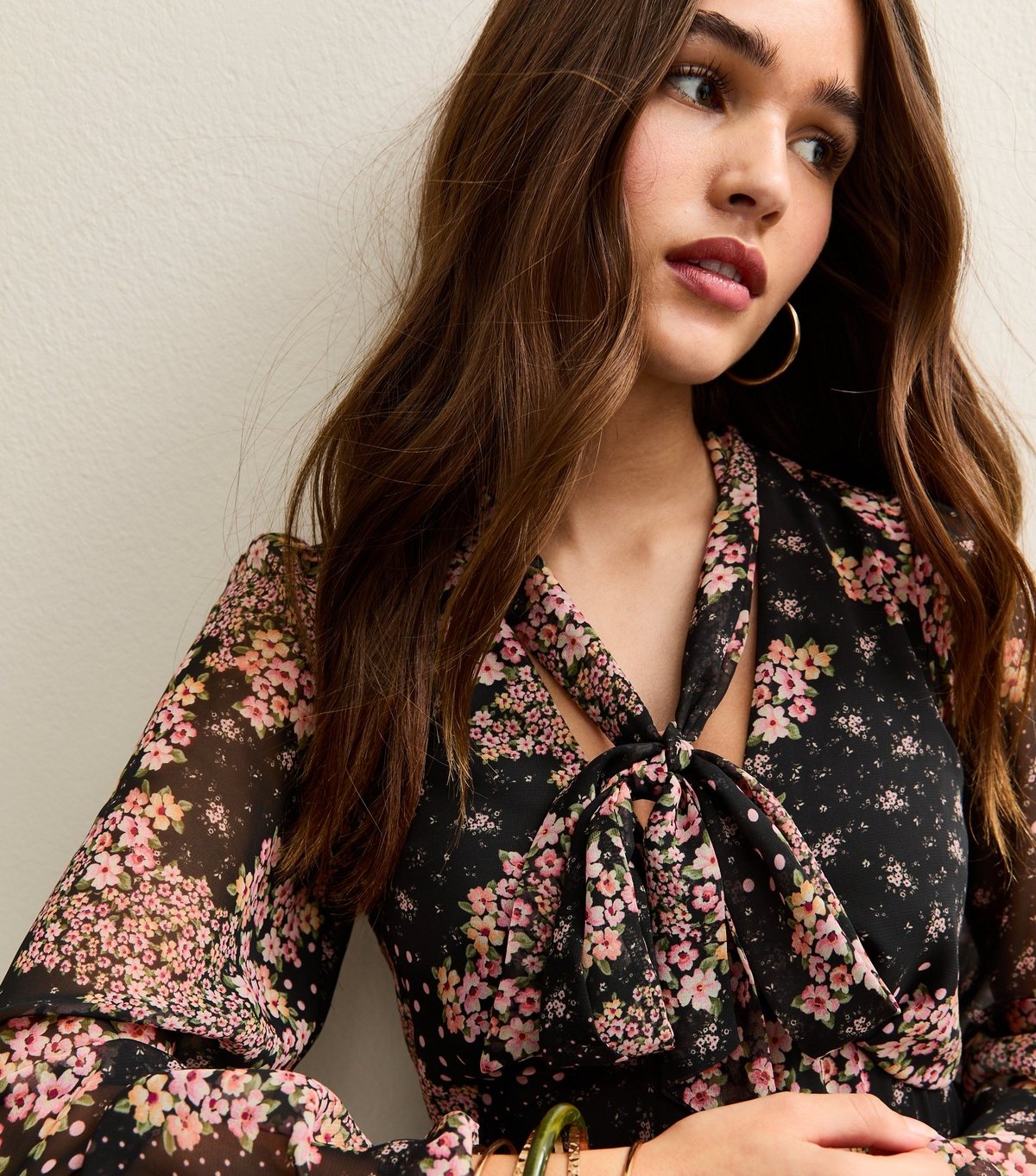 New Look Women's Black Floral Print Tie Neck Chiffon Midi Dress New Look - 3