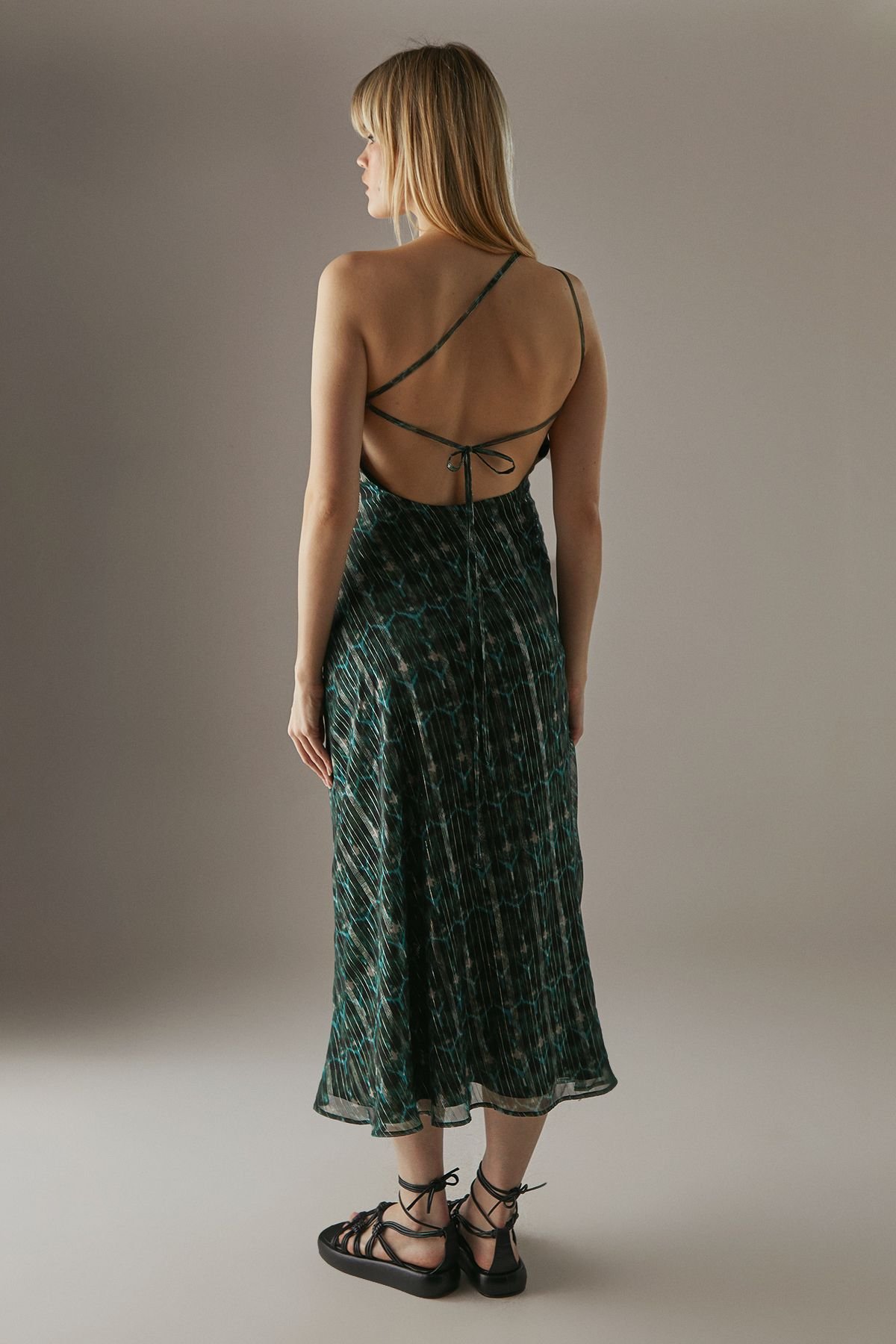 Warehouse Warehouse Women's Metallic Chiffon One Shoulder Bias Midi Dress in Green - 3