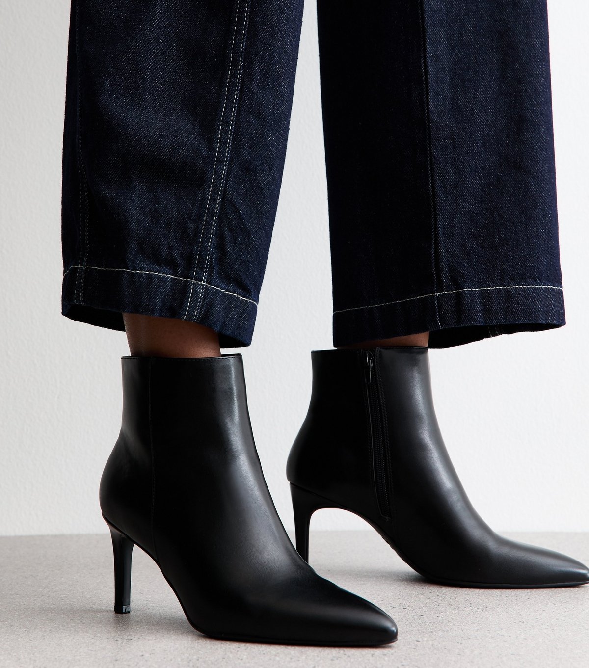 New Look Women's Black Faux Leather Point Toe Ankle Boots New Look - 2