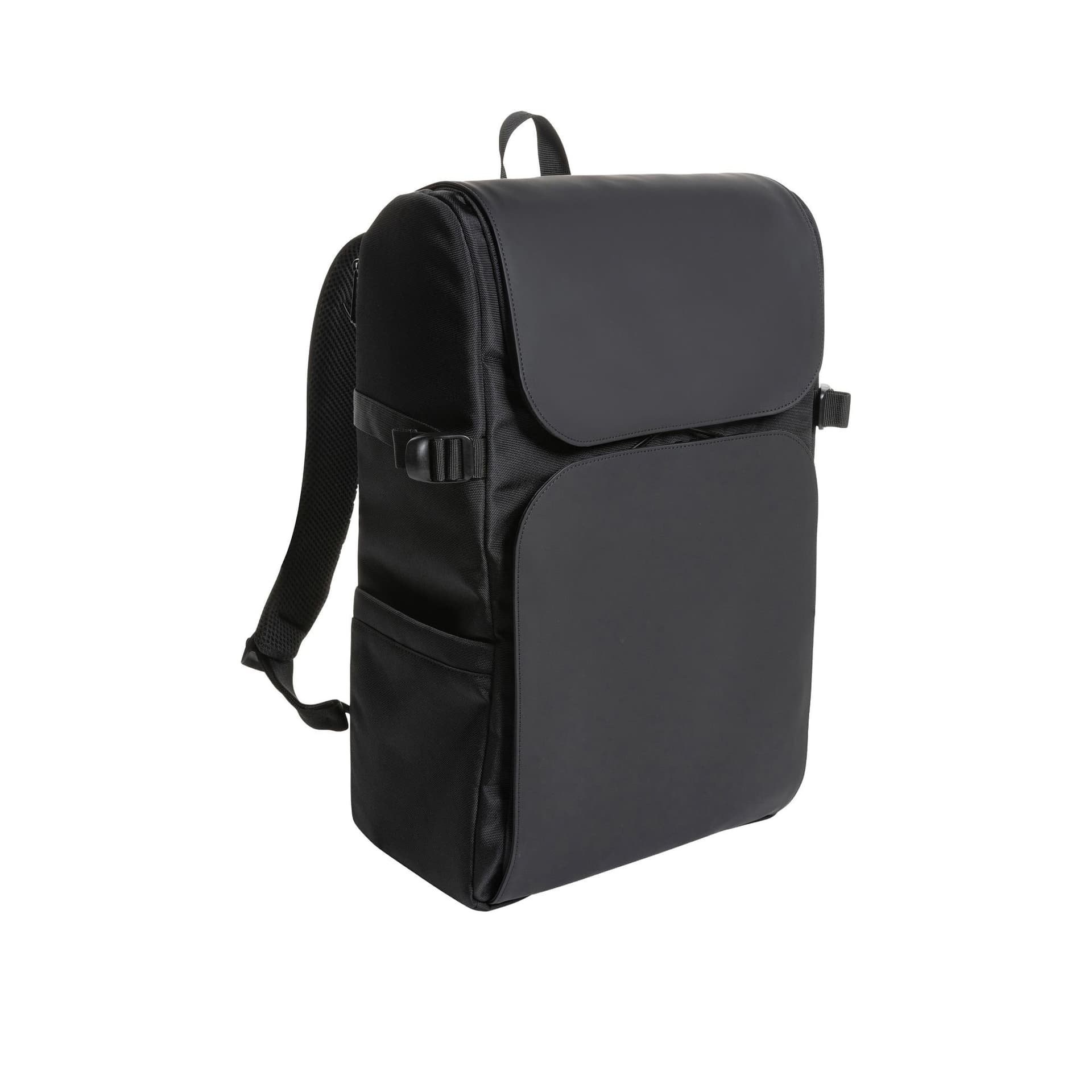 XD XCLUSIVE XD XCLUSIVE Men's Pascal RPET Aware Weekend Bag in Black