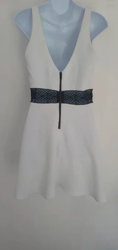 Alice + Olivia Alice & Olivia sleeveless lace accent mini party and cocktail dress UK size 6