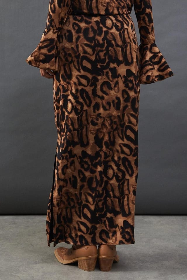 Warehouse Warehouse Women's Chiffon Column Maxi Skirt in Animal - 3