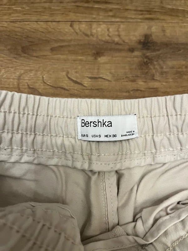 Bershka men’s beige Bershka cargos