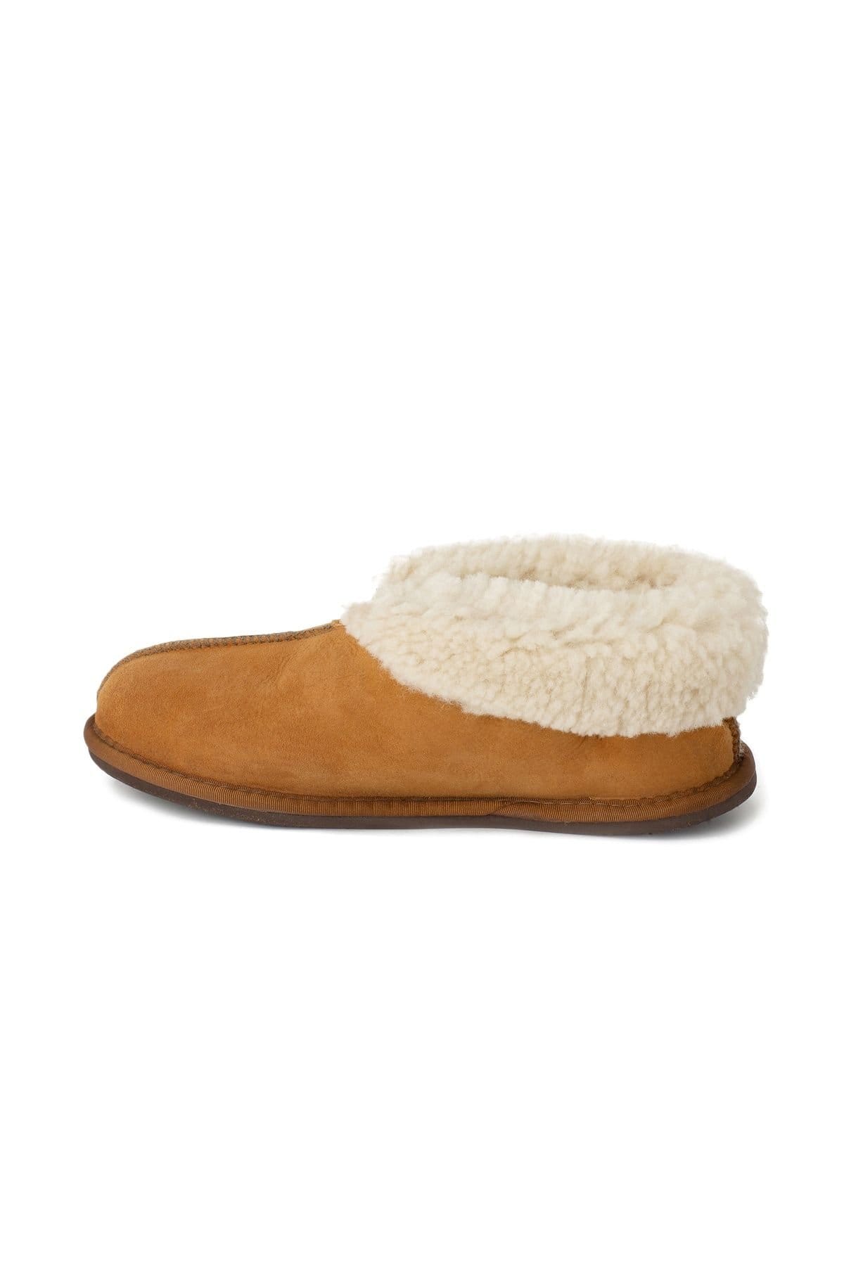 Celtic & Co Celtic & Co Men's British Shearling Bootee Slippers in Light Tan - 4