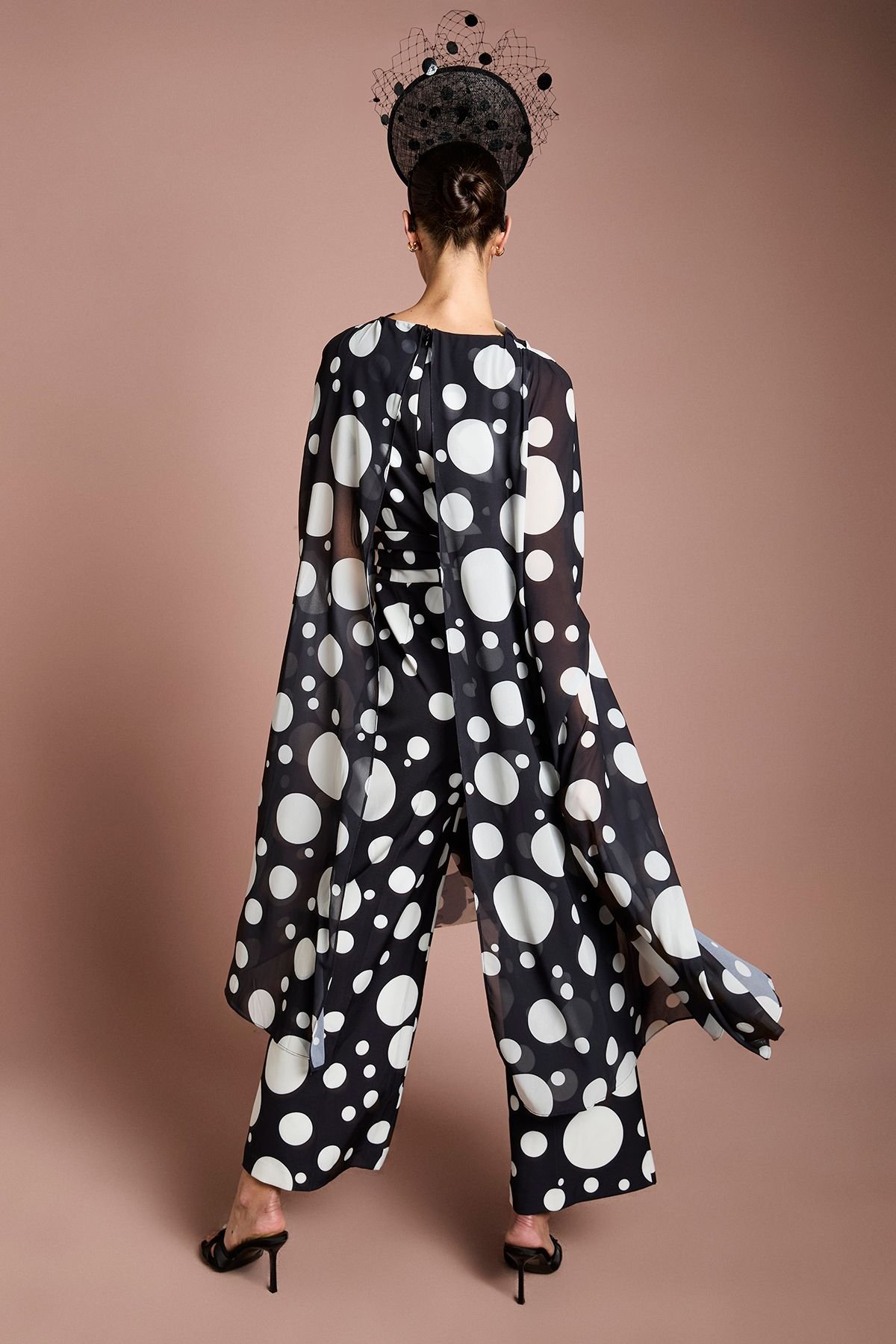 Coast Coast Women's Lisa Tan Printed Cape Sleeve Side Leg Jumpsuit in Mono - 3