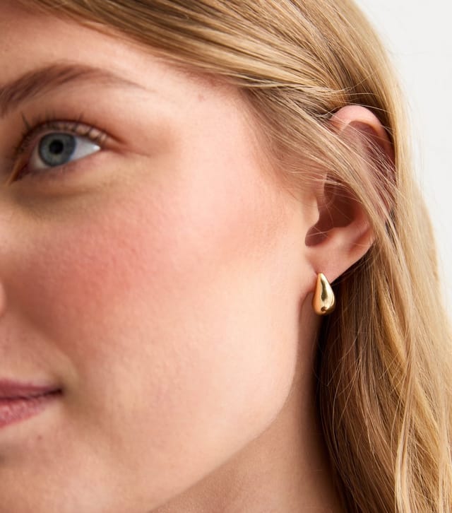 New Look 18ct Gold Plated Mini Teardrop Stud Earrings New Look - 2
