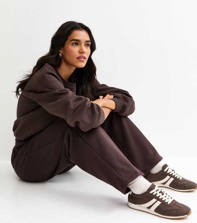 New Look Women's Dark Brown Tapered Wide Leg Joggers New Look - 2