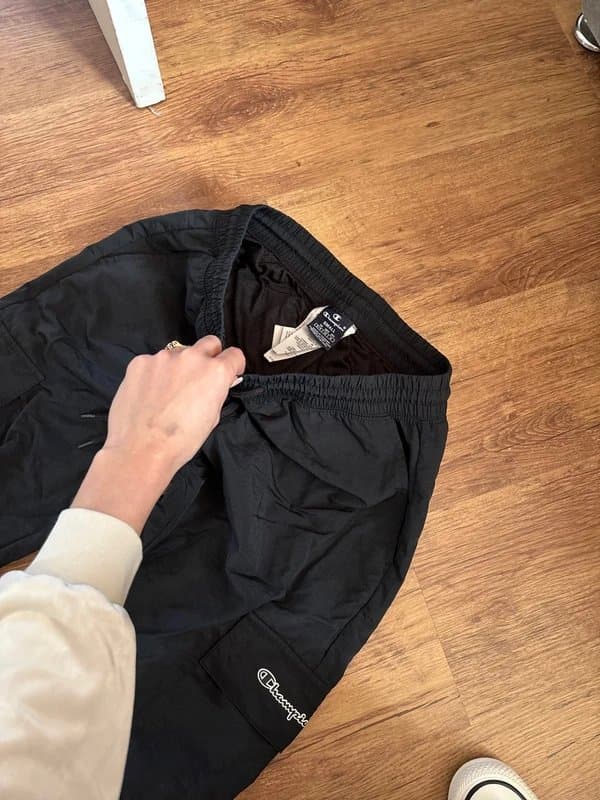 Champion Champion woman’s combat black cargo track pants size small