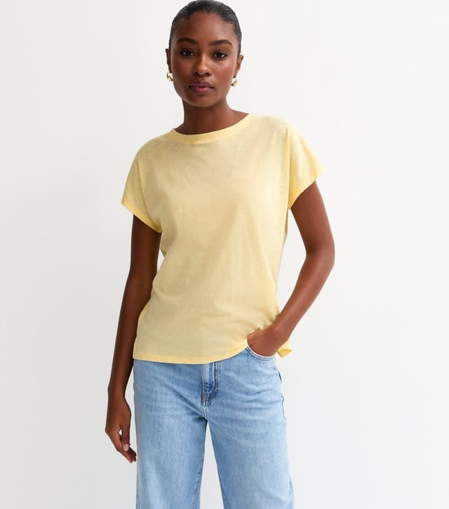New Look Women's Yellow Grown On Sleeve T-Shirt New Look - 2