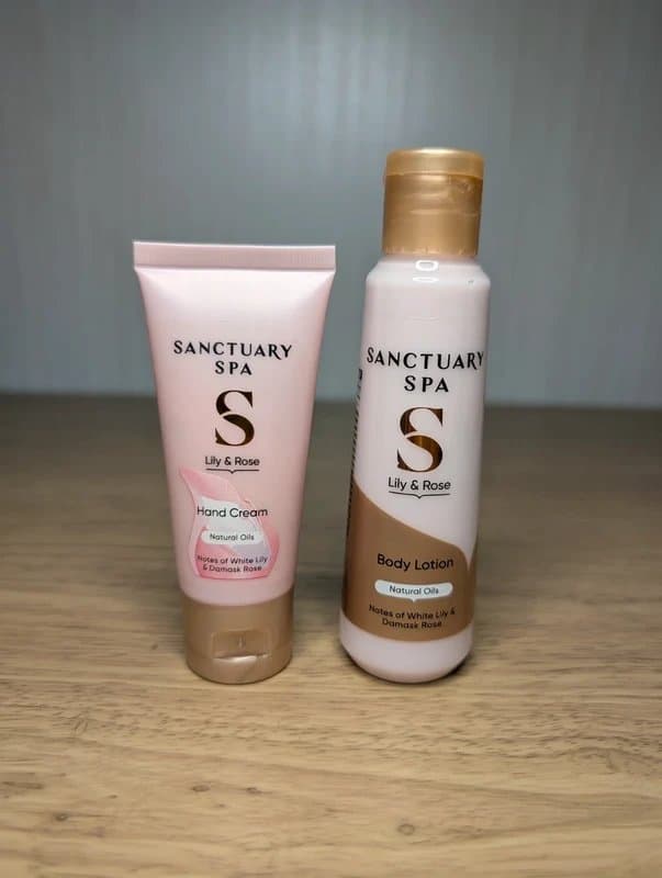 Sanctuary Spa Sanctuary Spa Lily & Rose Duo Gift Set Body Lotion 75ml & Hand Cream 30ml