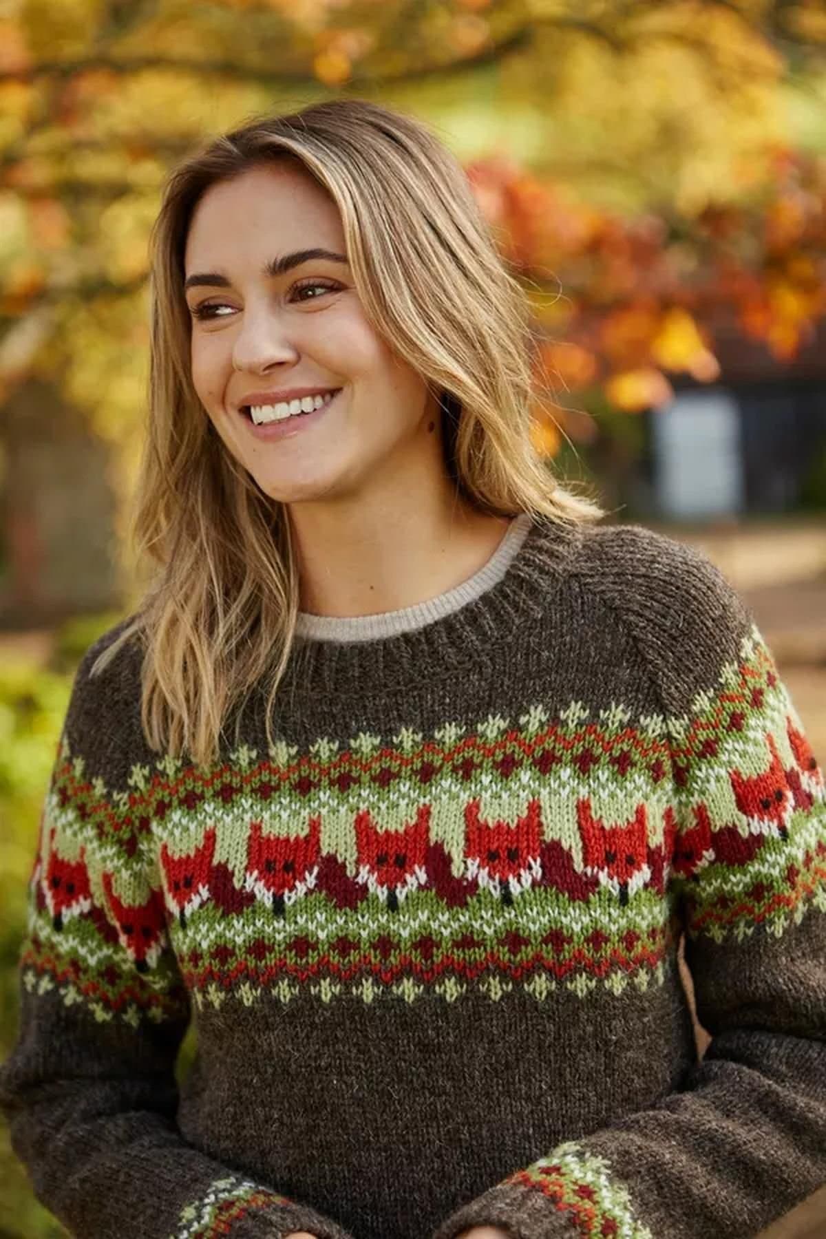 Pachamama Pachamama Brown Fox Design All Wool Chunky Hand Knit Sweater