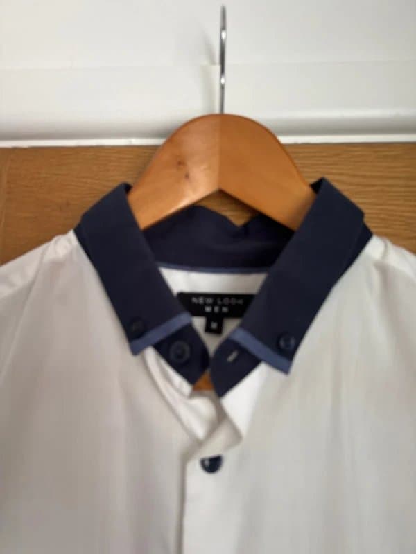 New Look New look men’s shirt size medium