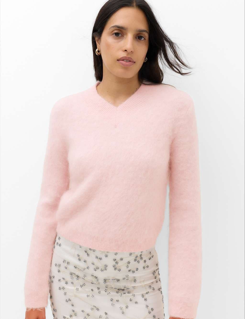 Marks & Spencer M&S Wool Blend V-Neck Jumper with Mohair Pale Pink