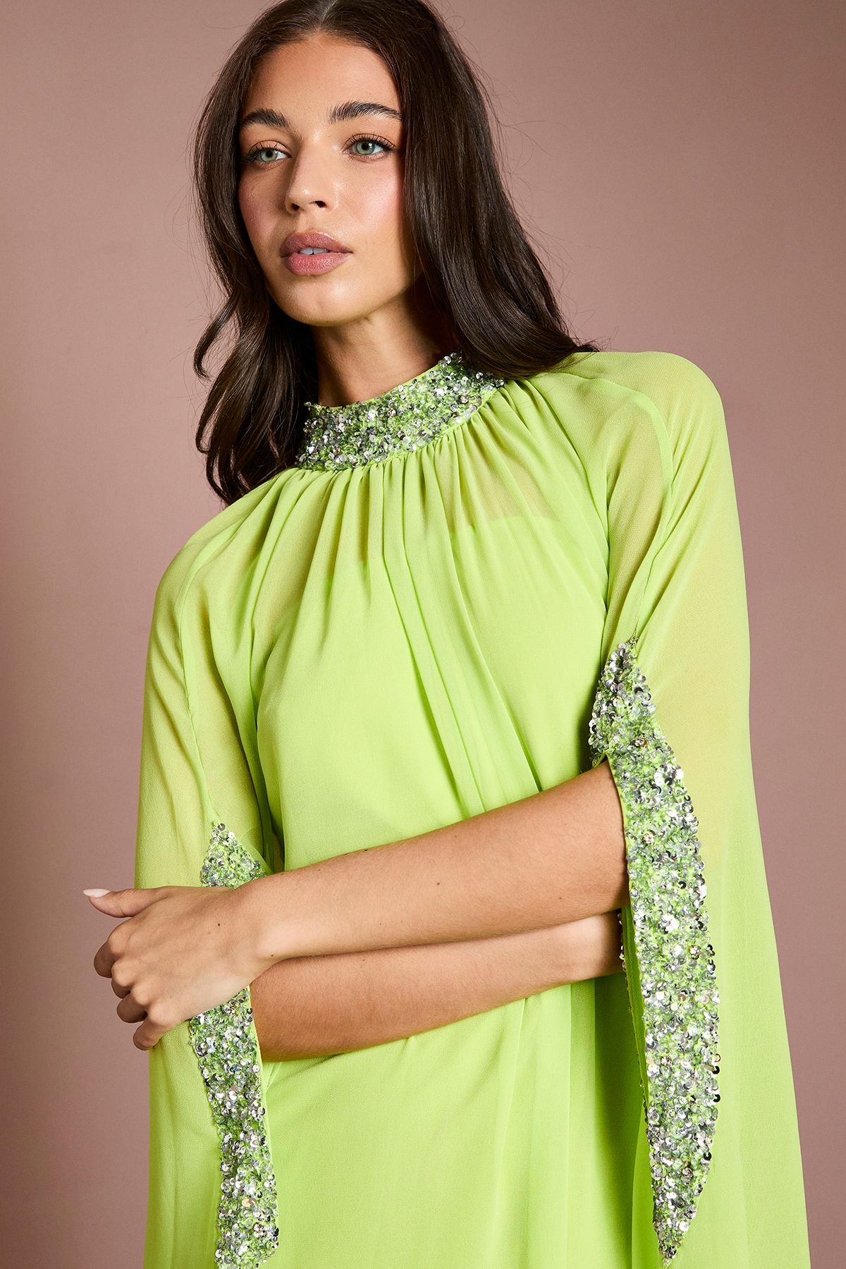 Coast Coast Women's Muse Chiffon Cape Dress in Lime - 4