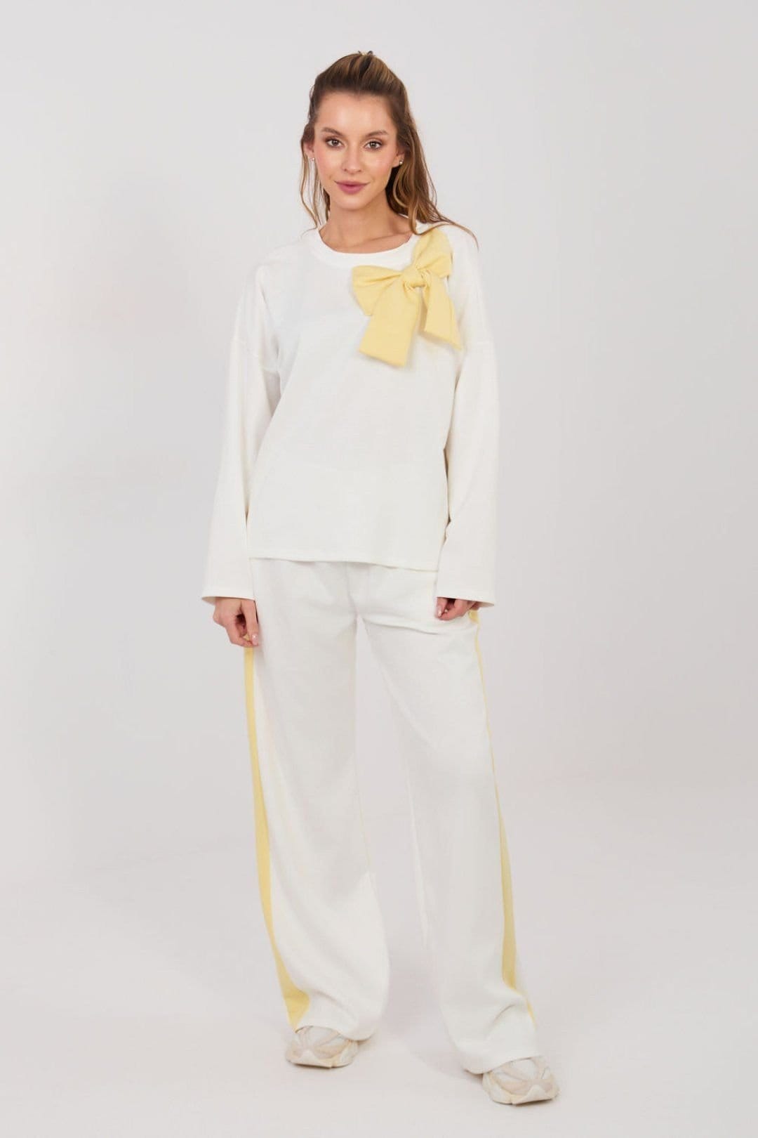 Love Lace White Bow Detail Tracksuit Set