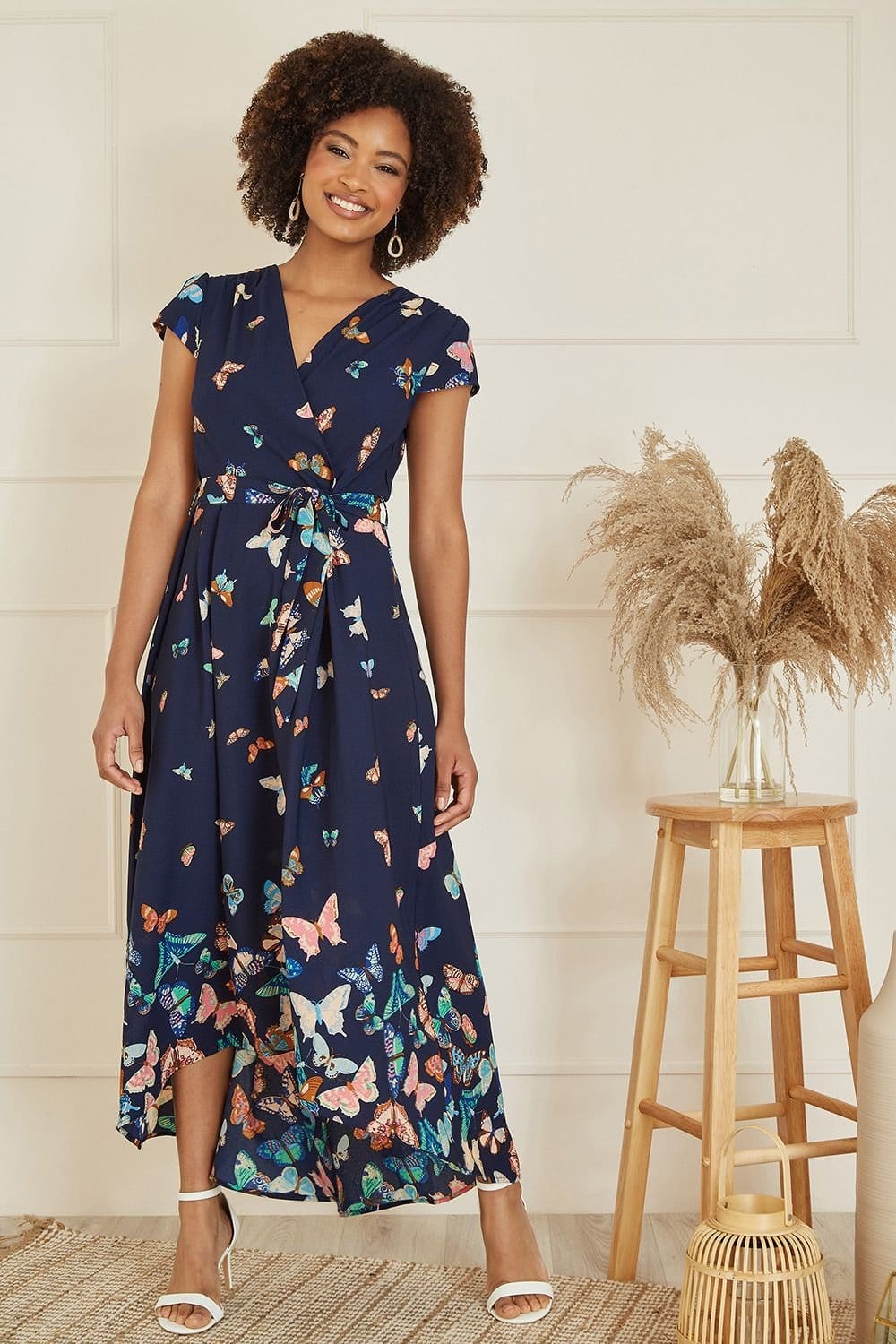 Yumi Yumi Women's Navy Butterfly Print Dip Hem Midi Wrap Dress - 4