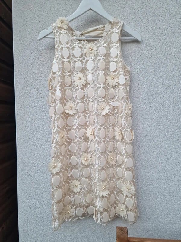 Never Fully Dressed Cream Sequin Shift Dress, Size 6