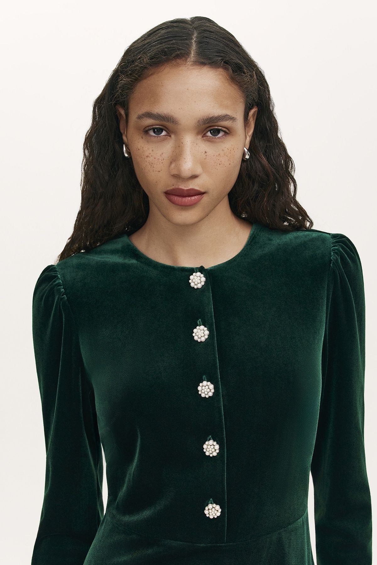 Finery London Finery London Women's Rae Velvet Round Neck Short Dress in Bottle Green - 4