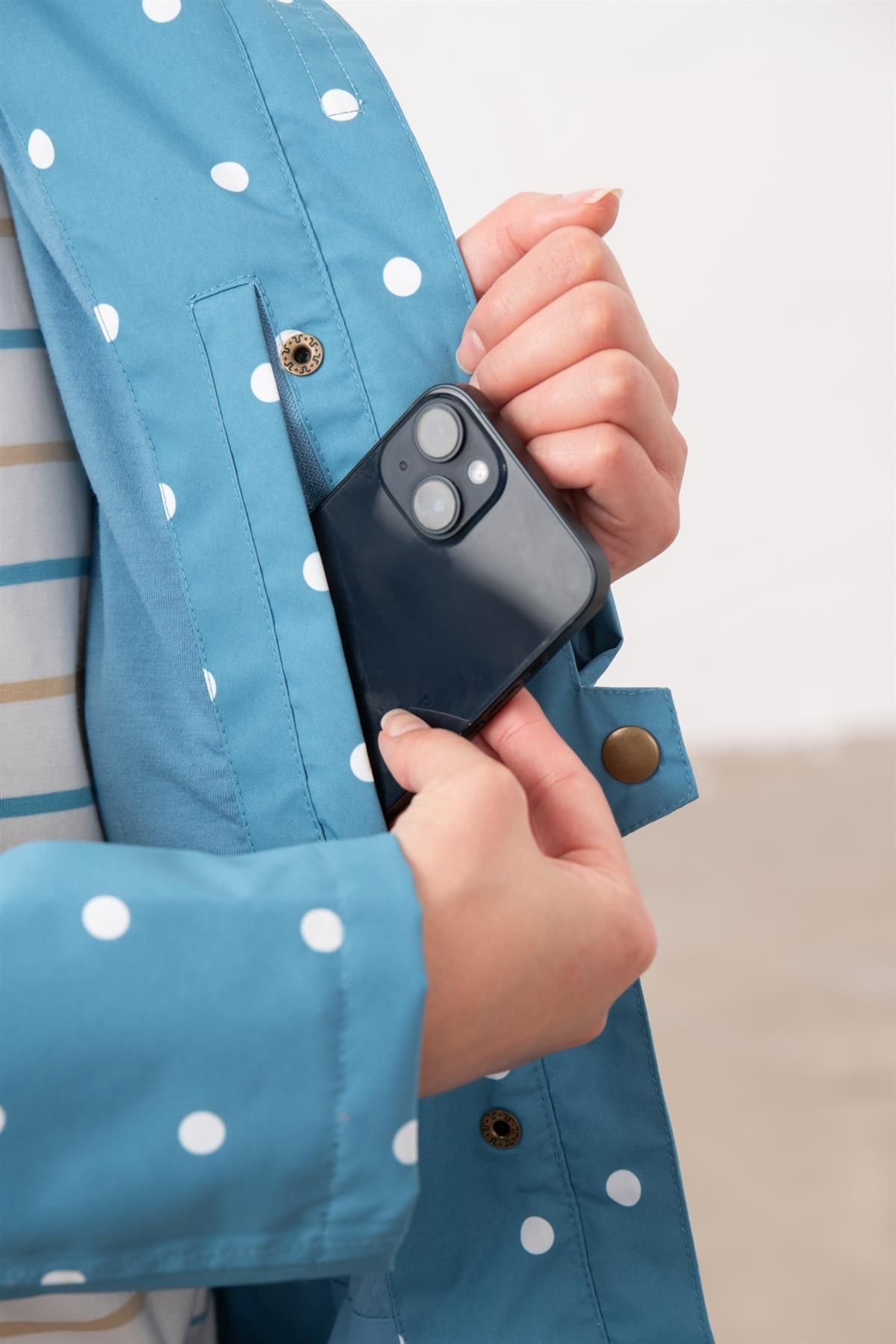 Lighthouse Clothing Lighthouse Clothing Women's Long Beachcomber Jacket Spring Summer Outdoor Coat in Aqua - 3