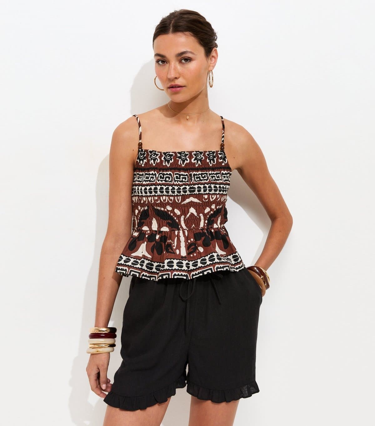 New Look Women's Black Drawstring Waist Ruffle Trim Shorts New Look
