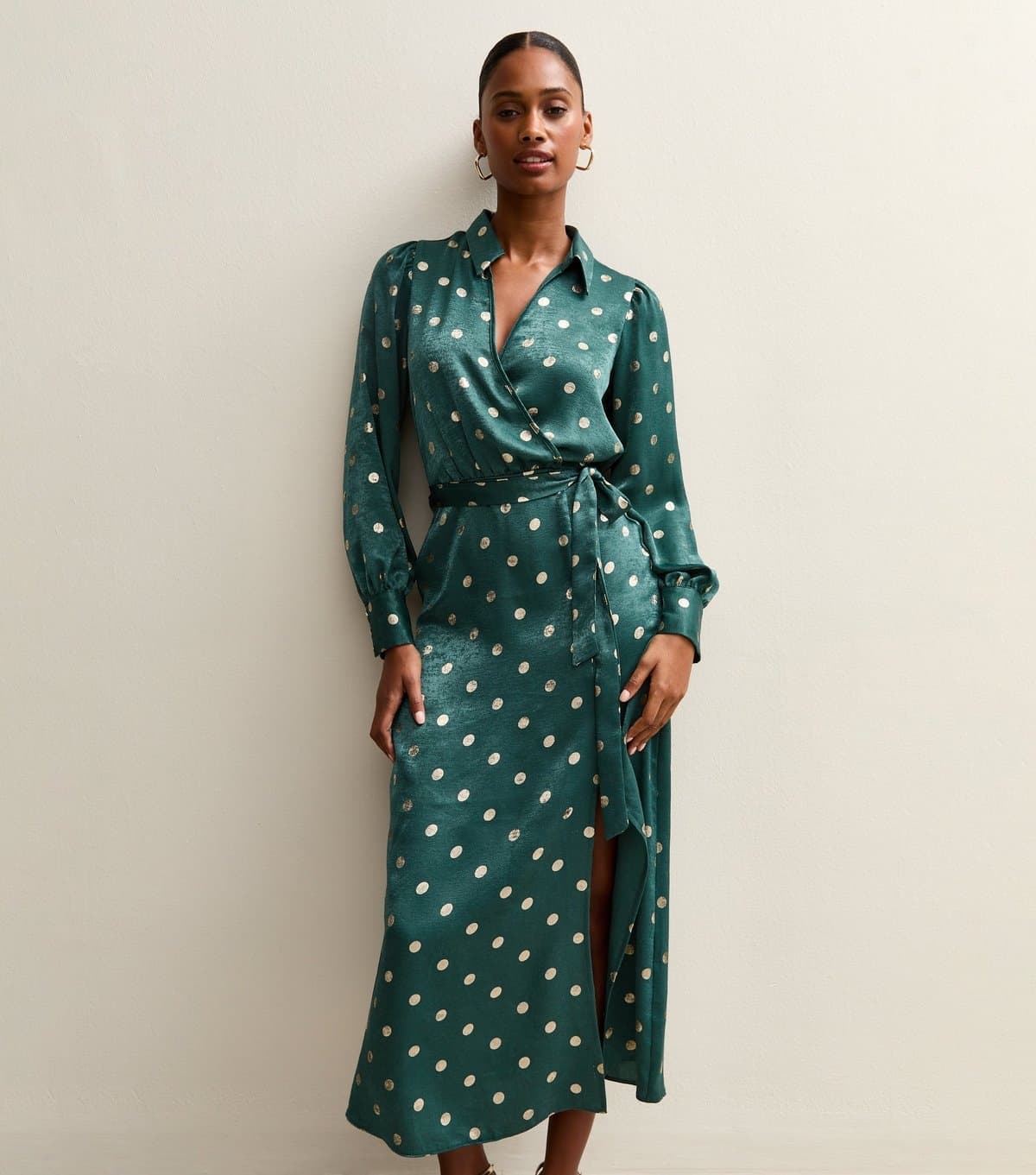 New Look Women's Green Spot Print Satin Wrap Midi Dress New Look