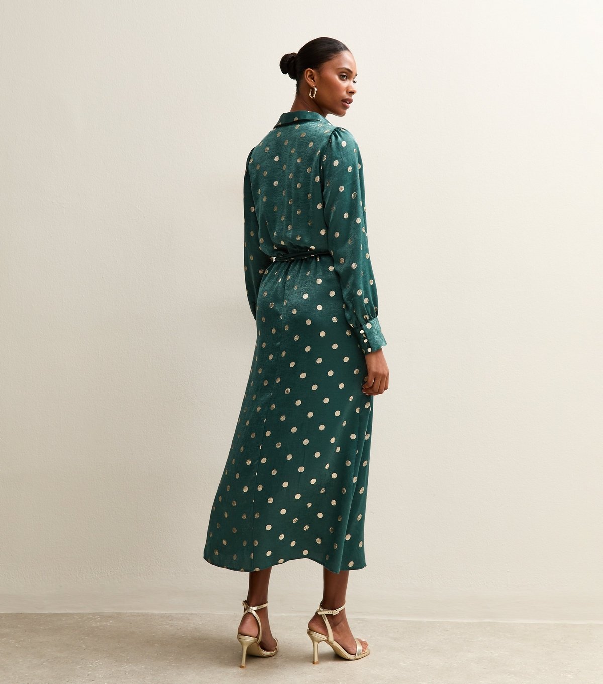 New Look Women's Green Spot Print Satin Wrap Midi Dress New Look - 4