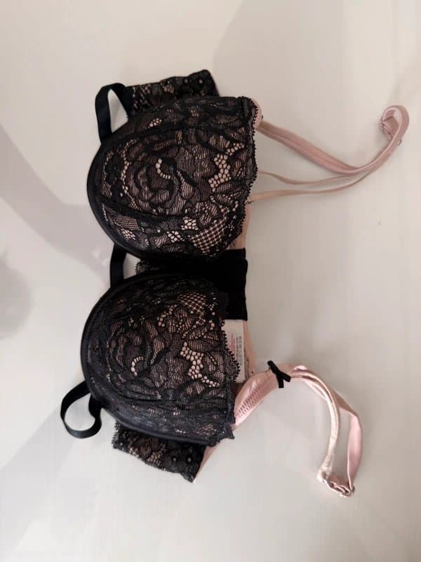 New Look Women’s lace bra