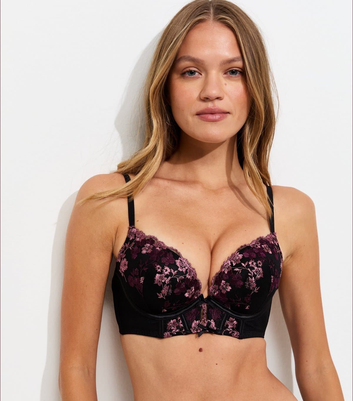 New Look Women's Black and Purple Embroidered Floral Longline Bra New Look