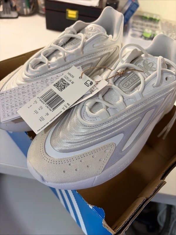 adidas Adidas Ozelia W - 100% Originals - New Half Box UK Size 3.5 (36) - with Tags