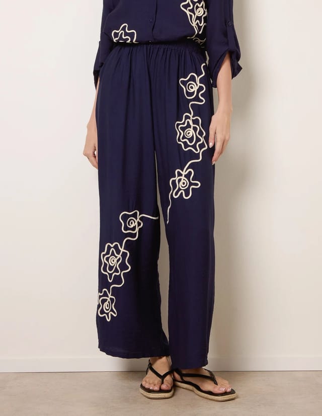 Blue Vanilla Floral Embroidery Trousers - 2